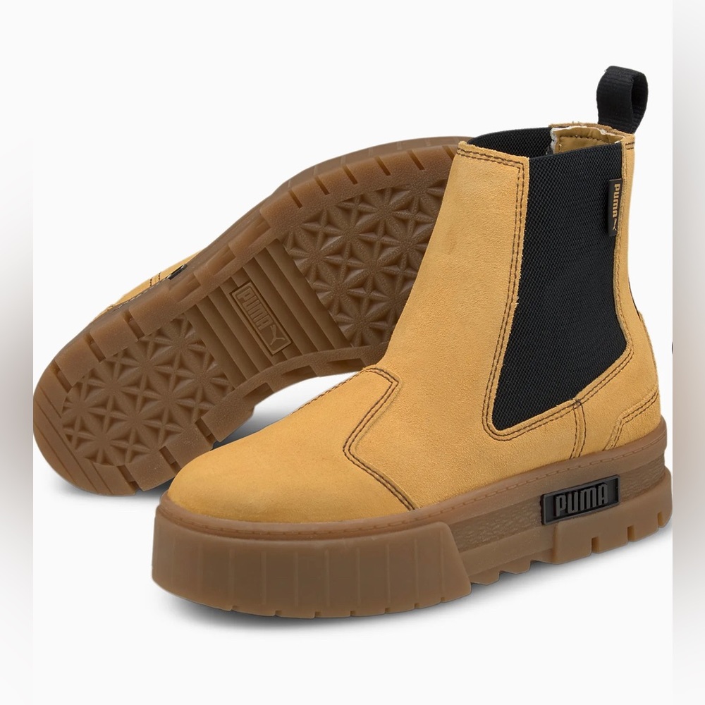 Puma Women's Tan and Black Chelsea Ankle Boots Size 7 NIB